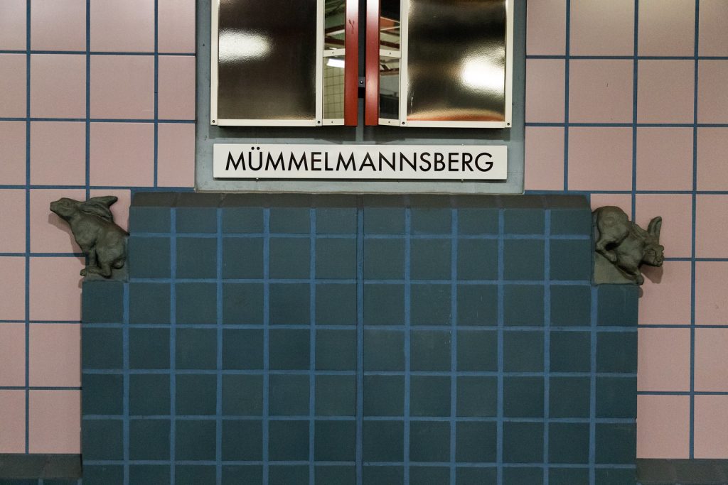 Hamburg, U-Bahnhof Mümmelmannsberg (Bild: Michael H., via flickr, 2021)