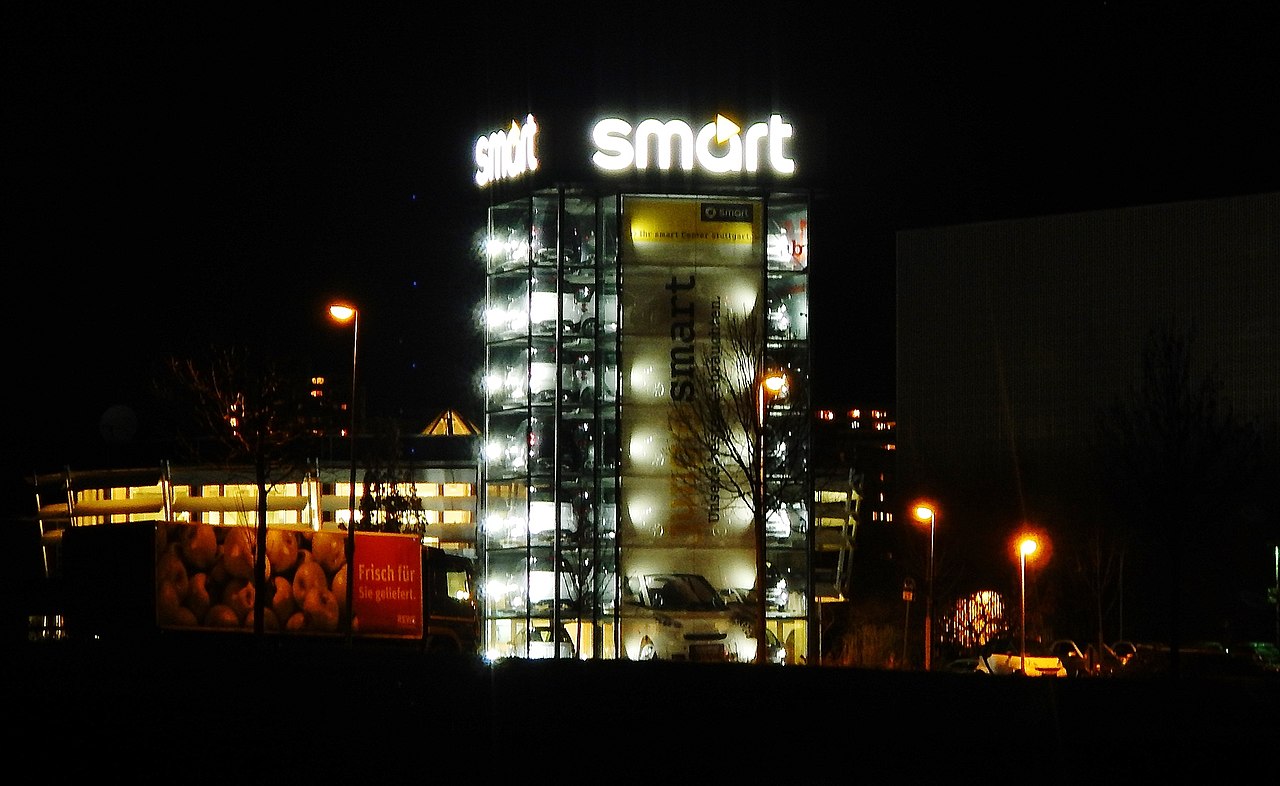 Leonberg, Smart Center (Bild: qwesy qwesy, CC BY SA 3.0. 2014)